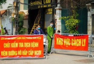 Chủ tịch Hà Nội đề nghị tiếp tục rà soát những người tiếp xúc gần với các trường hợp nhiễm Covid-19