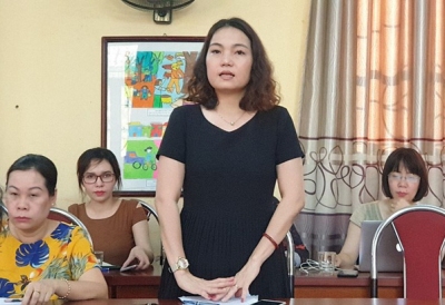 Học sinh đứng dưới nắng vì đến sớm: Phụ huynh chưa kiến nghị trường, nóng vội đưa thông tin lên Facebook