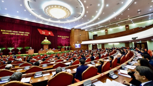 Ngày làm việc thứ nhất của Hội nghị Trung ương 11