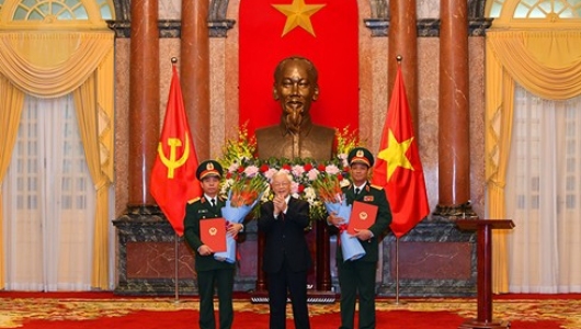 Tổng Bí thư, Chủ tịch nước trao Quyết định thăng quân hàm hai Thượng tướng quân đội